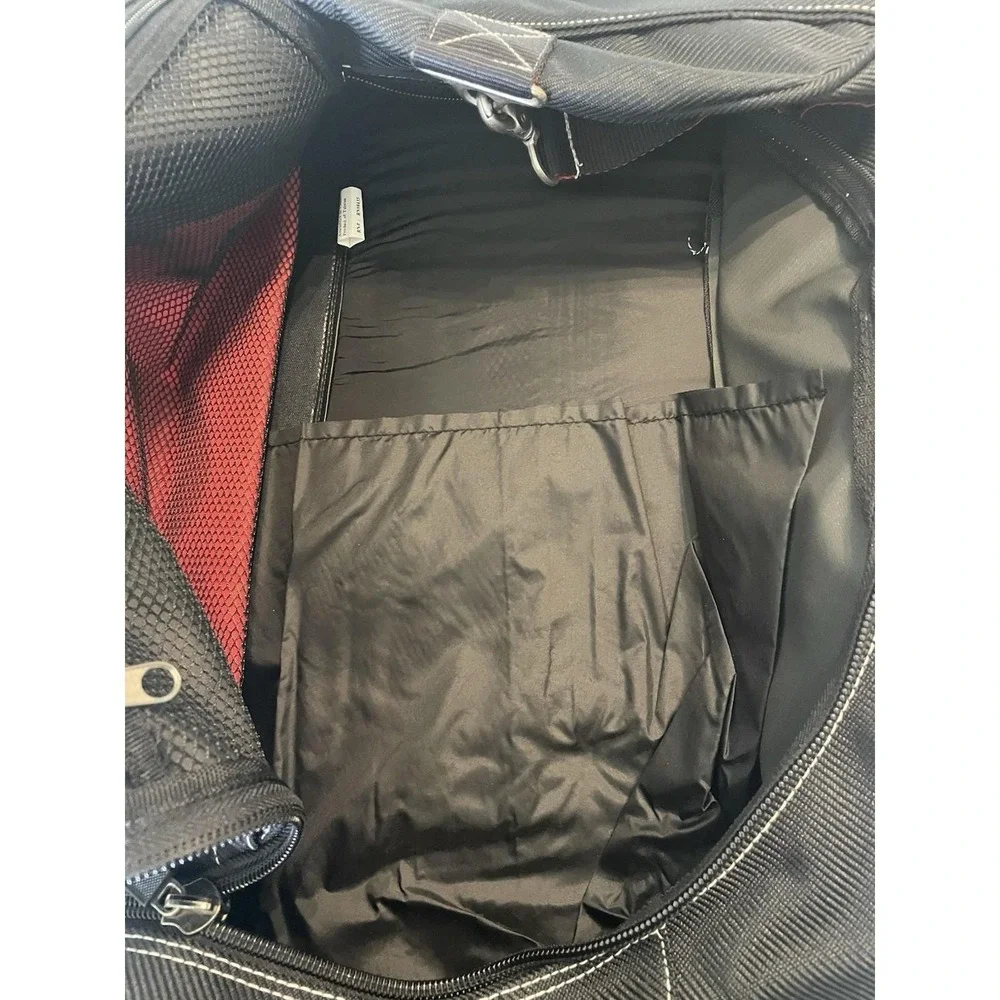 NEW Large 1997 Marlboro Unlimited Gear 26